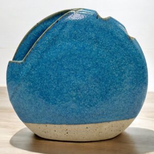 Jean LUCE (1895-1964) Vase en grès émaillé bleu, signé